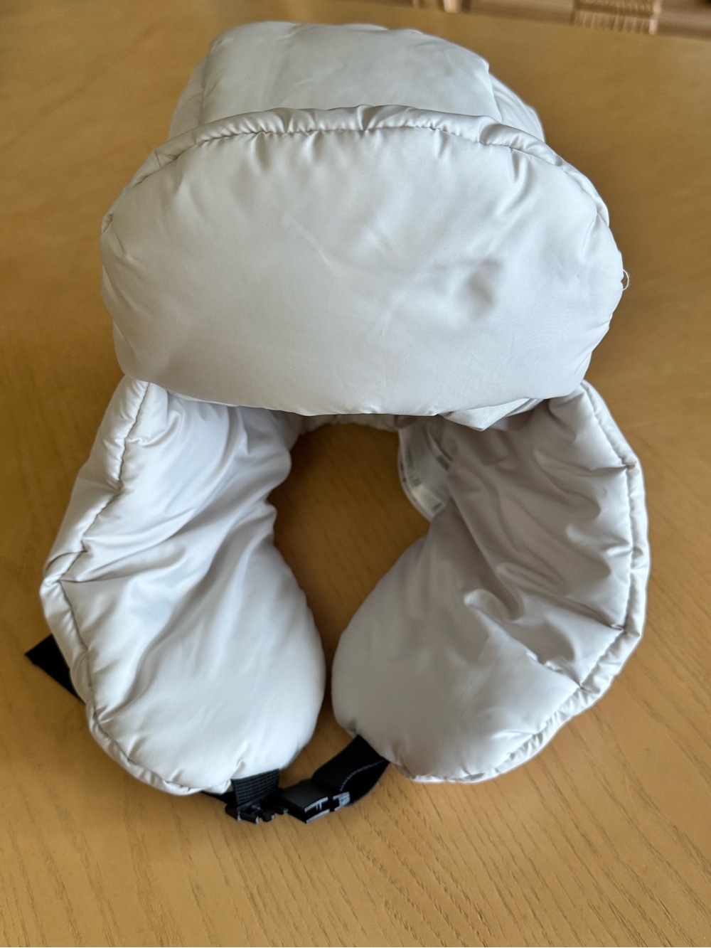 H&M Cream / Light Beige Padded Puffer Trapper Hat Unisex